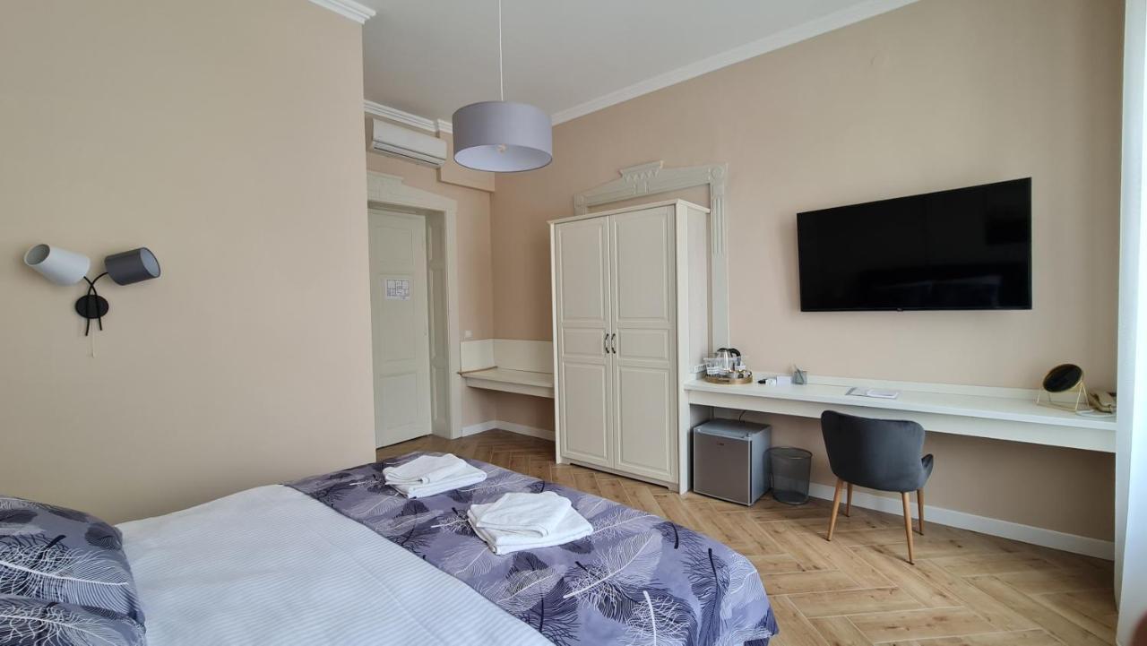 Urban Haven Hotel Суботица Екстериор снимка